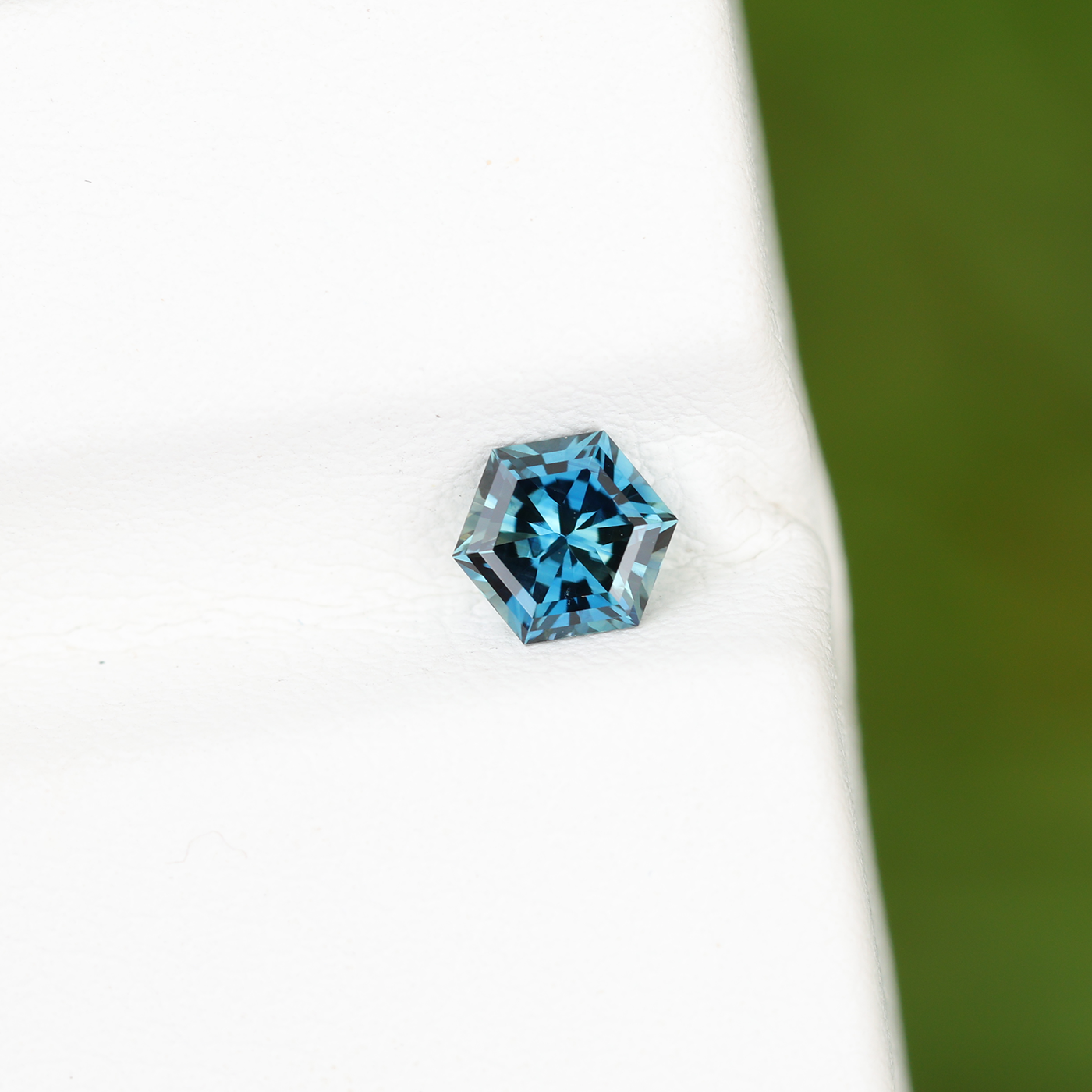 Sapphire 0.66 ct