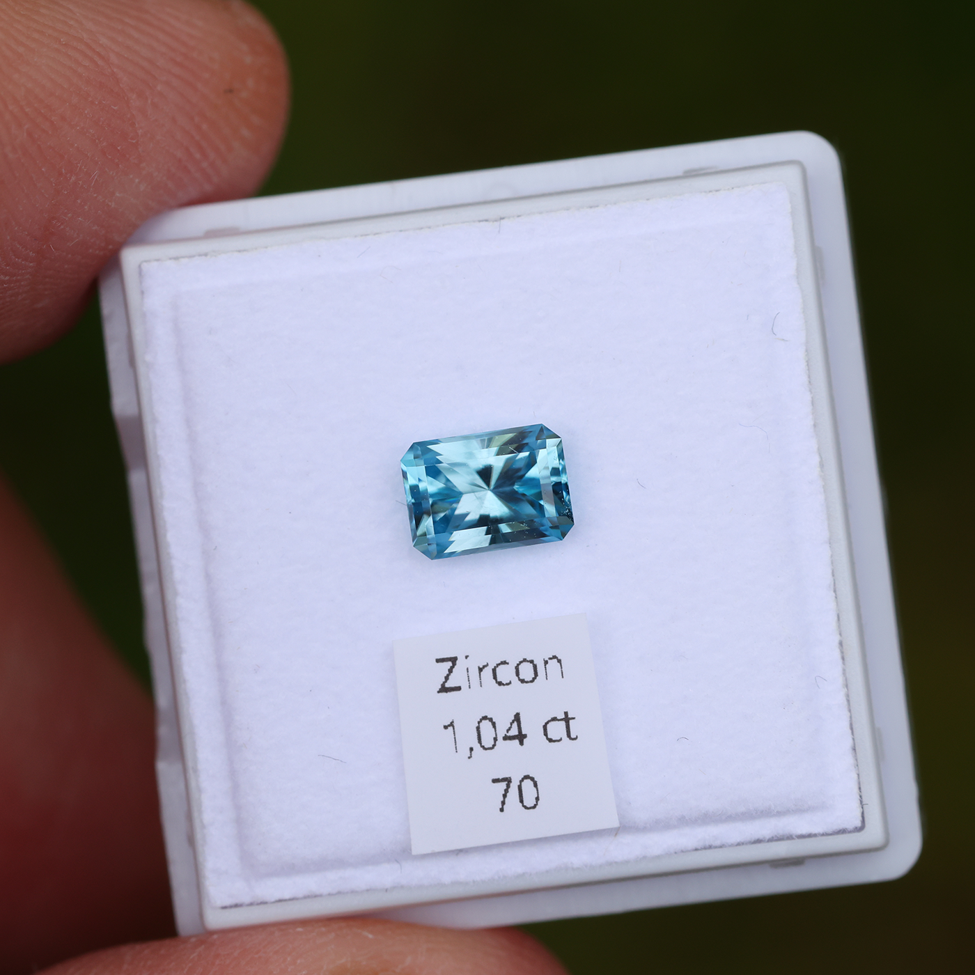 Zircon 1.04 ct