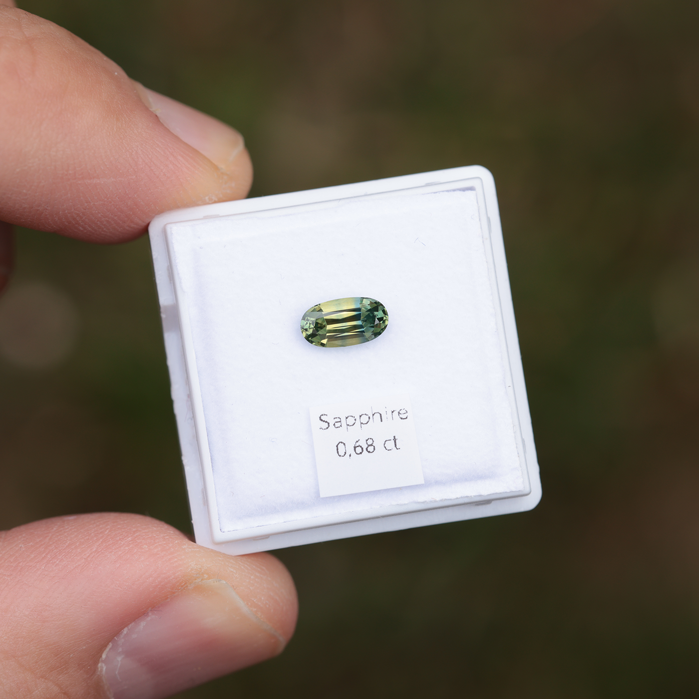 Sapphire 0.68 ct