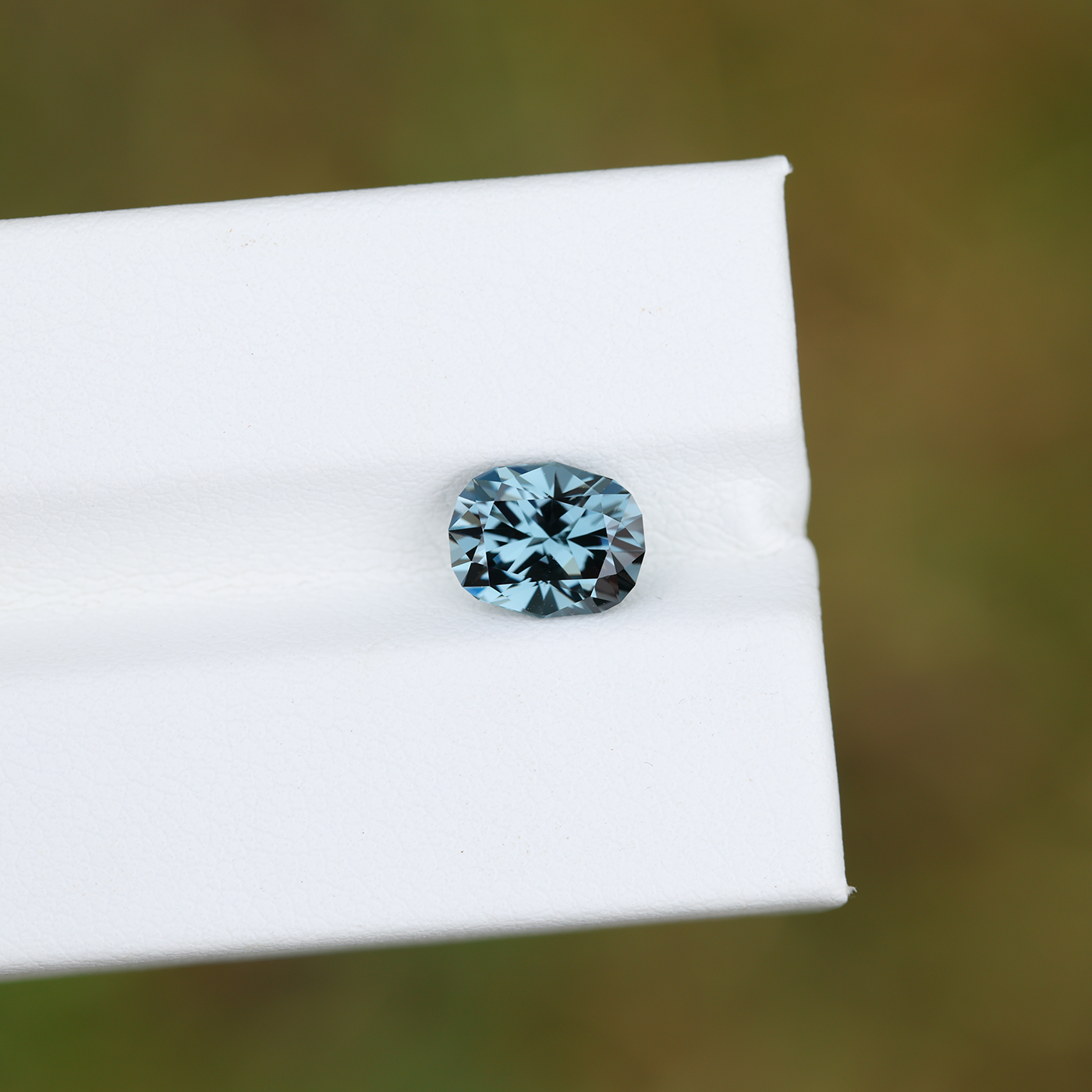 Spinel 1.90 ct