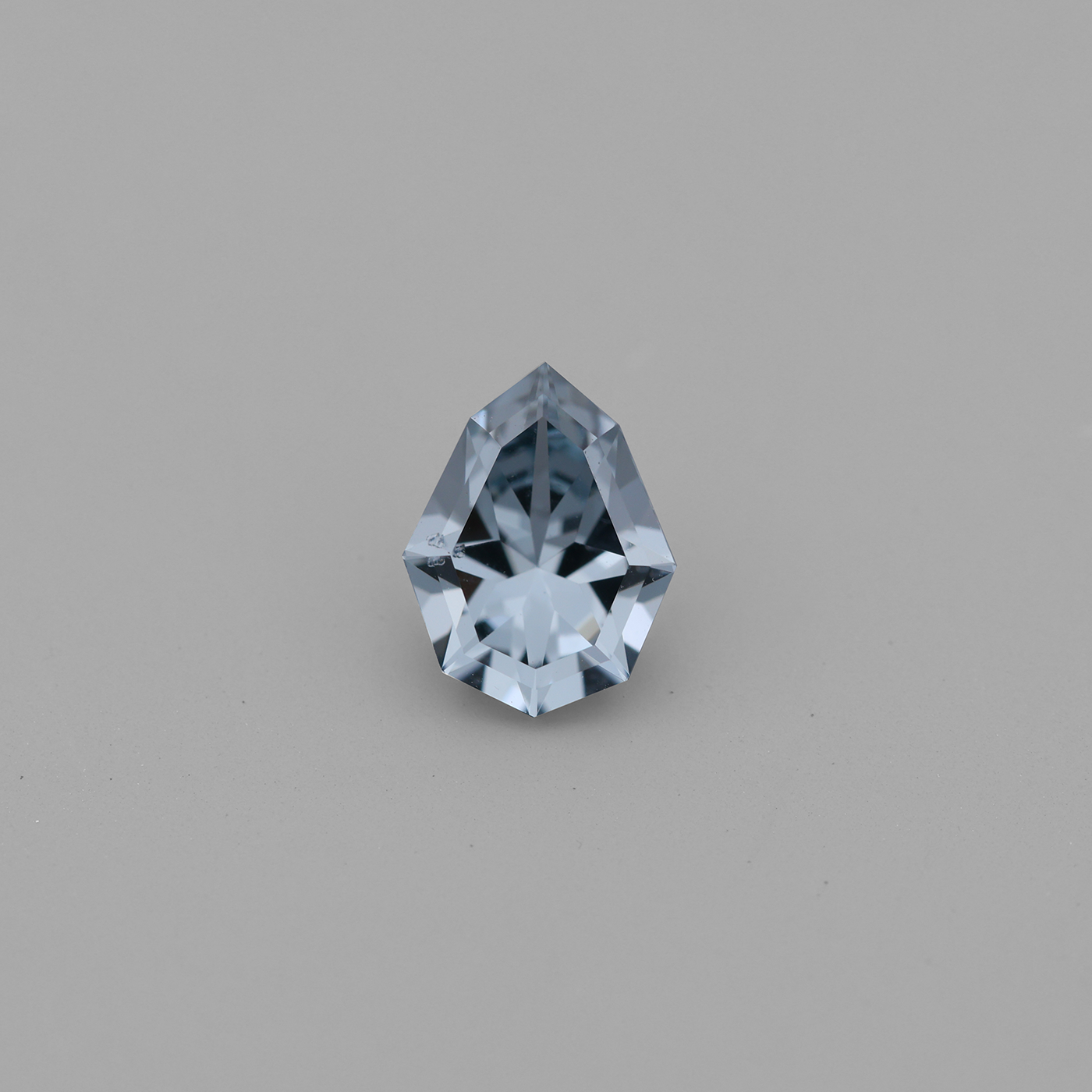 Spinel 0.91 ct