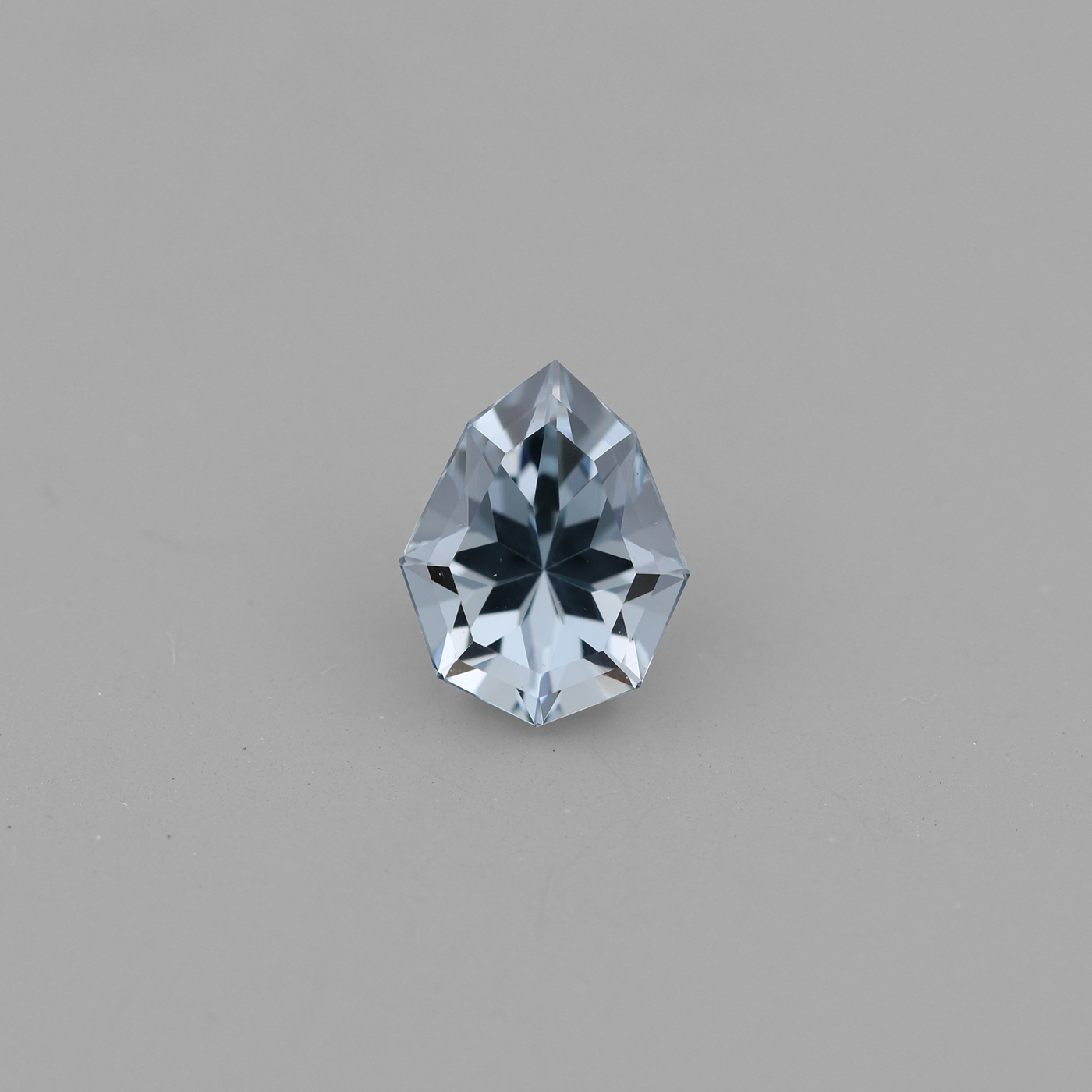 Spinel 0.82 ct