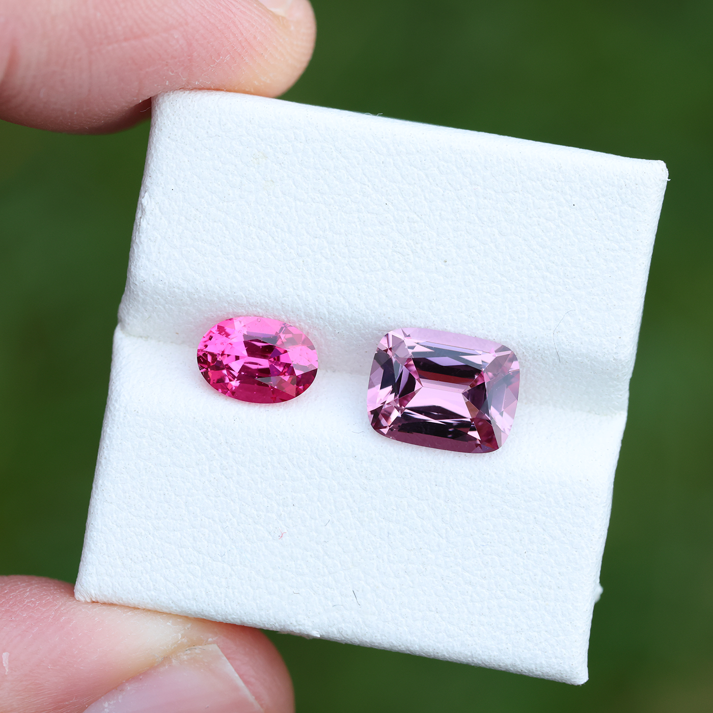 Spinel 2.43 ct