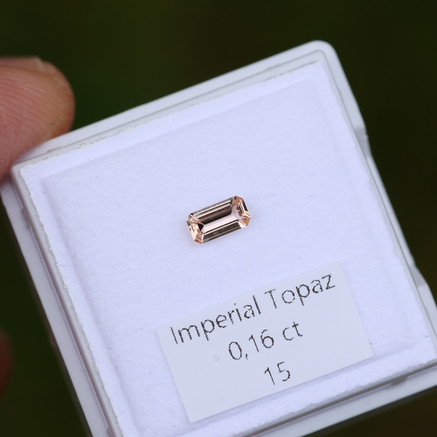 Imperial Topaz 0.16 ct