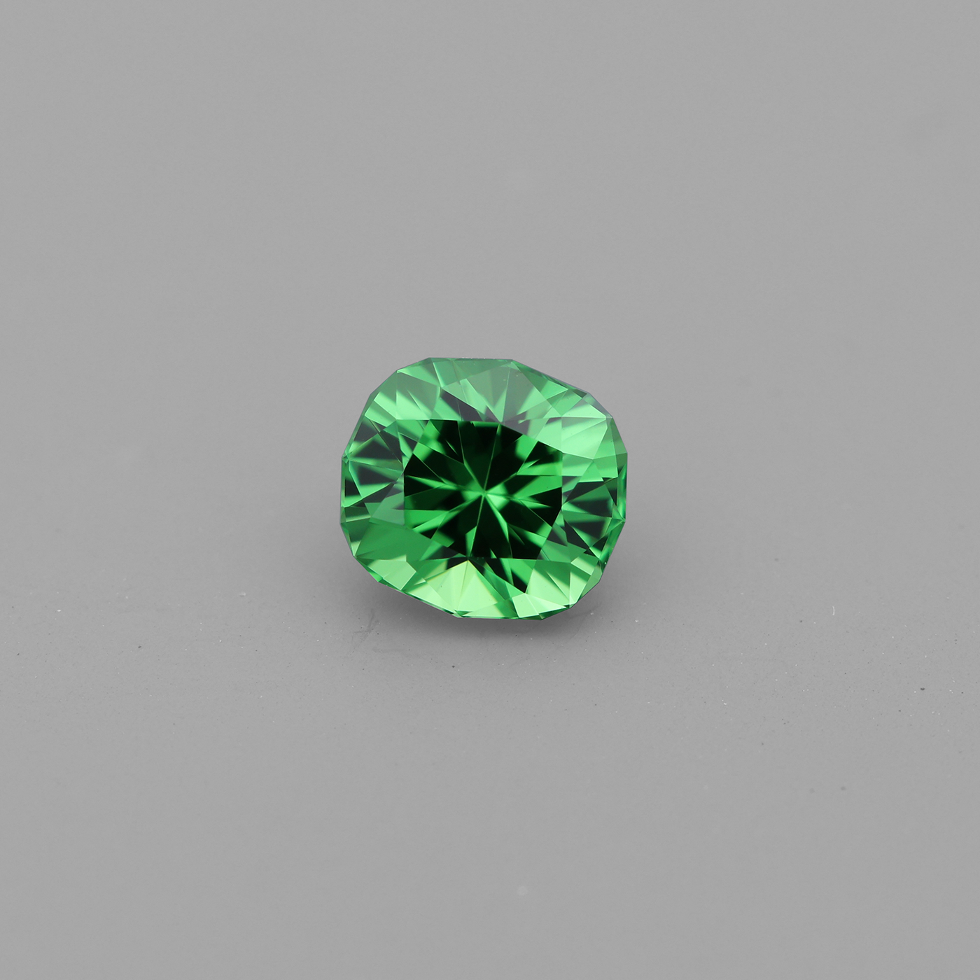 Tsavorit 0.62 ct