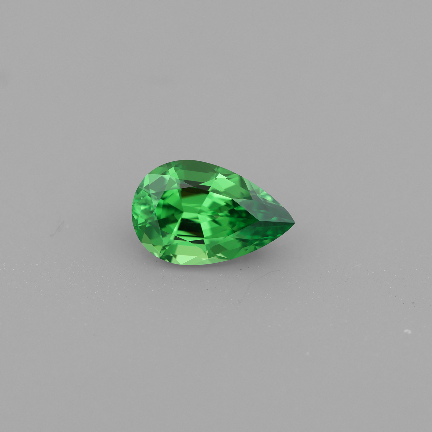 Tsavorite 0.89 ct