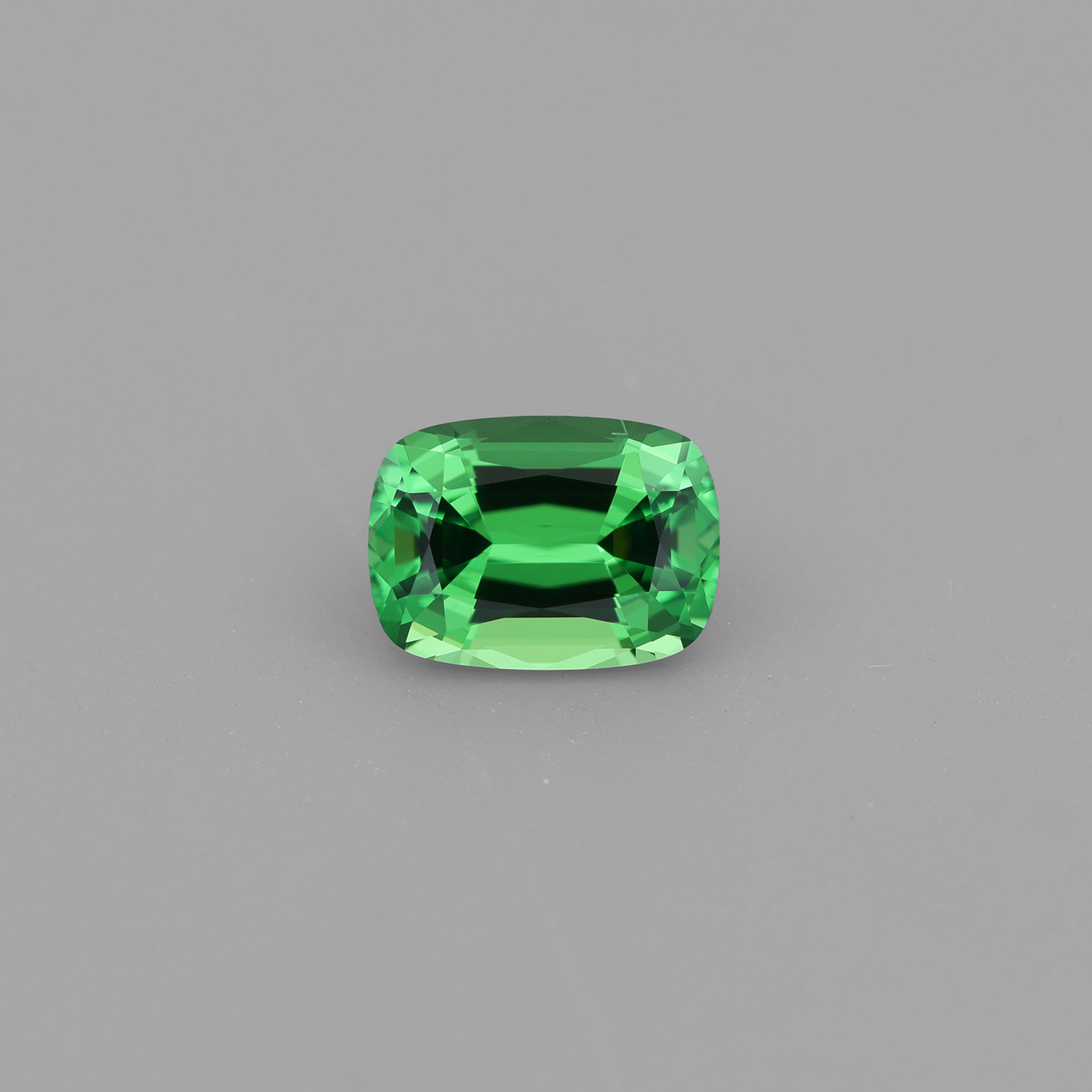 Tsavorite 0.87 ct