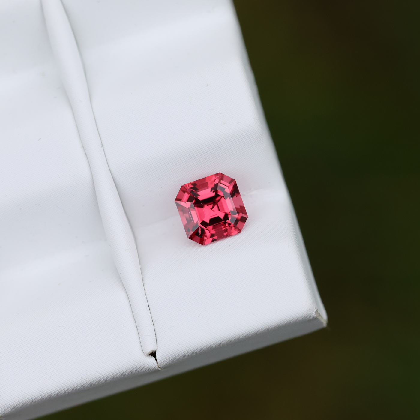Spinel 0.87 ct