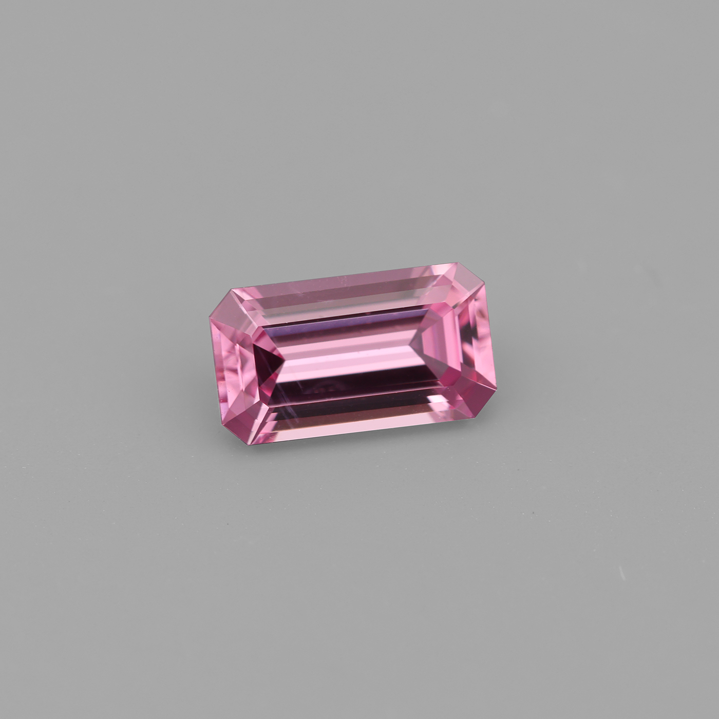 Spinel 0.73 ct