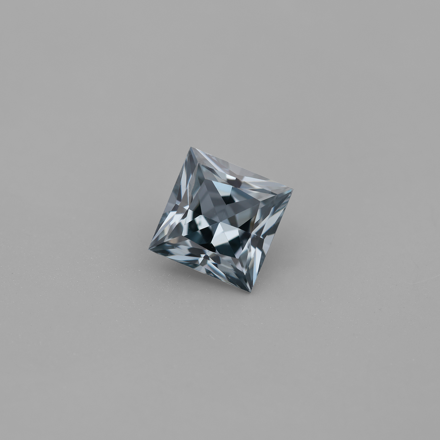Spinel 1.41 ct