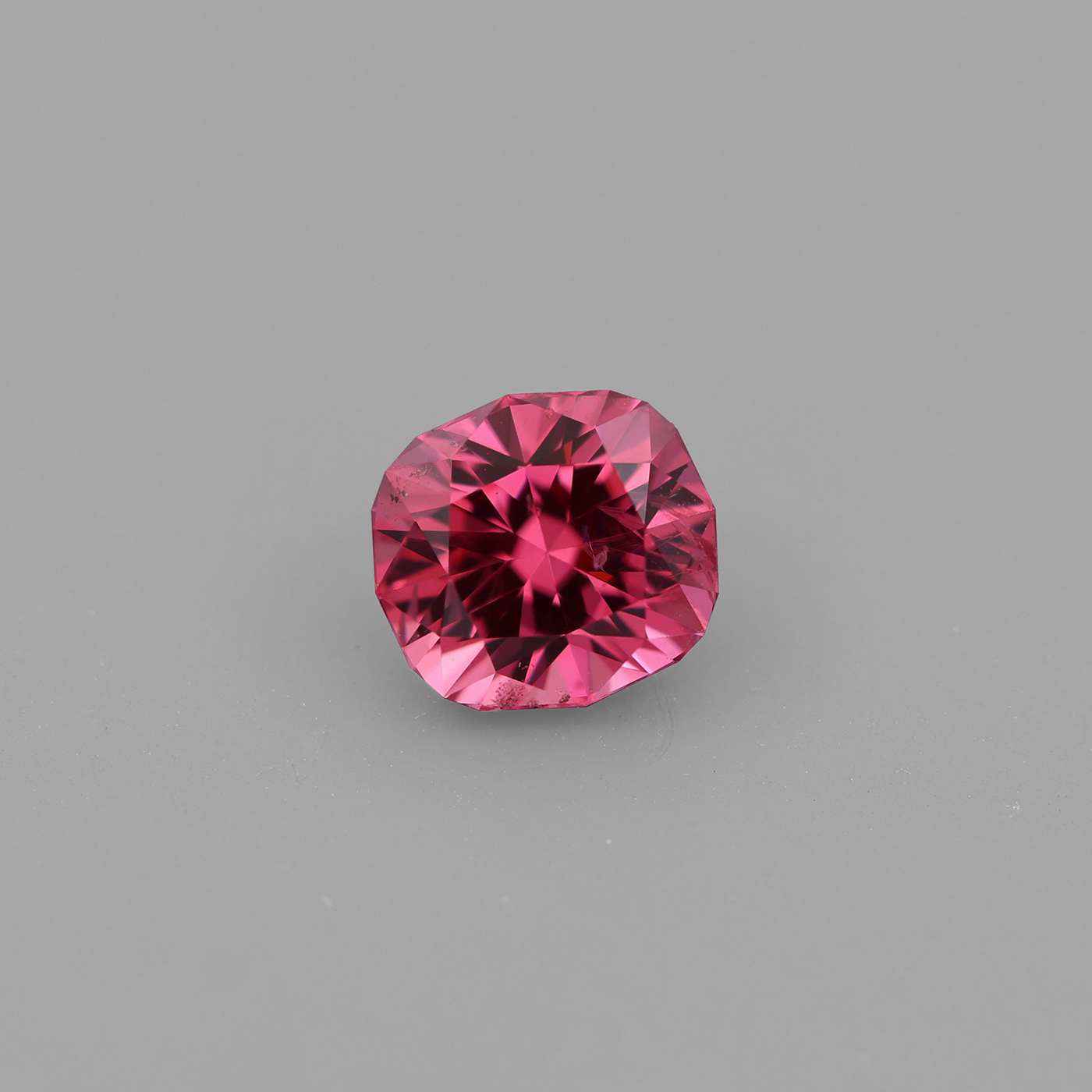 Spinel 0.80 ct