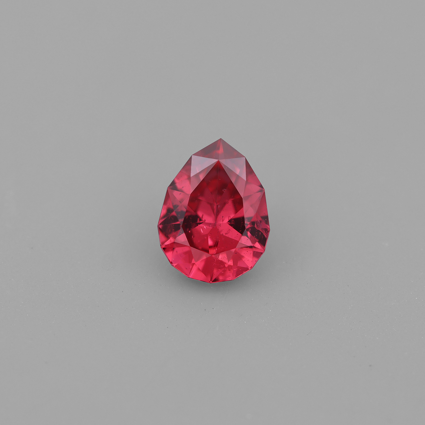 Spinel 0.84 ct
