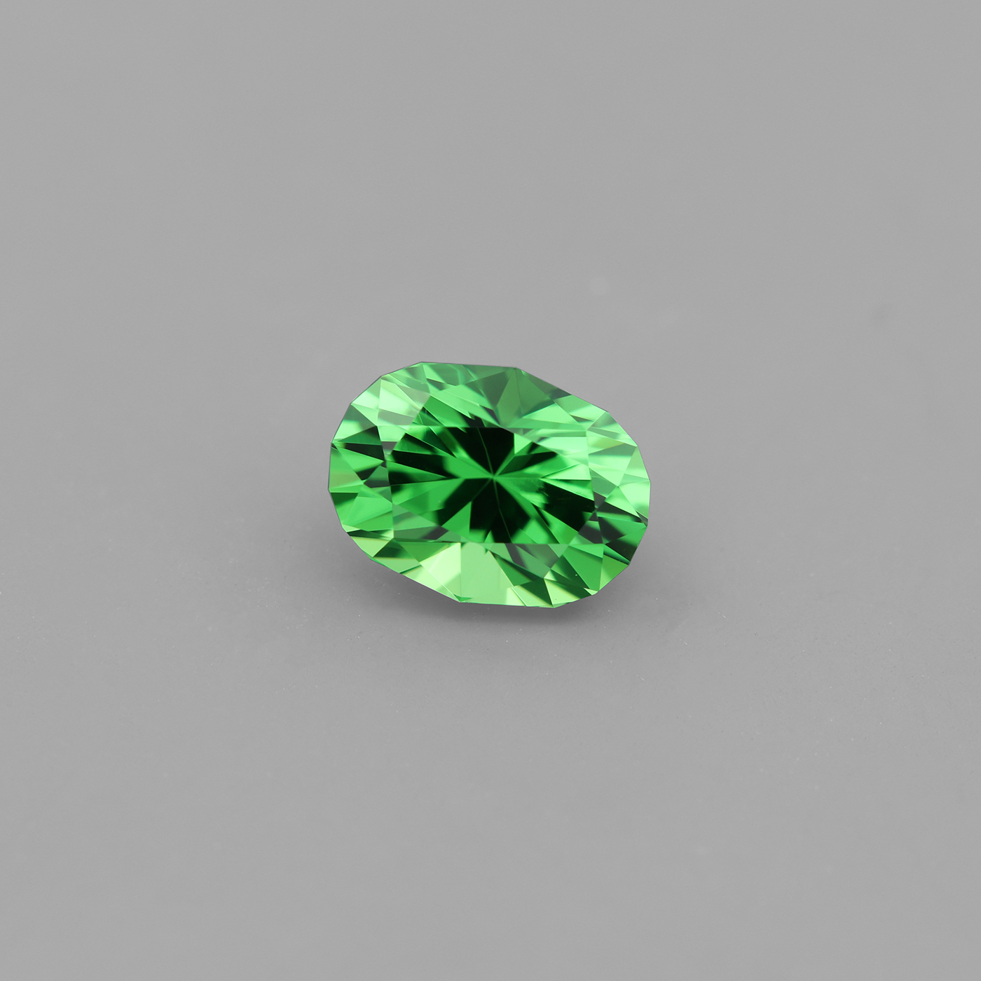Tsavorit 0.57 ct