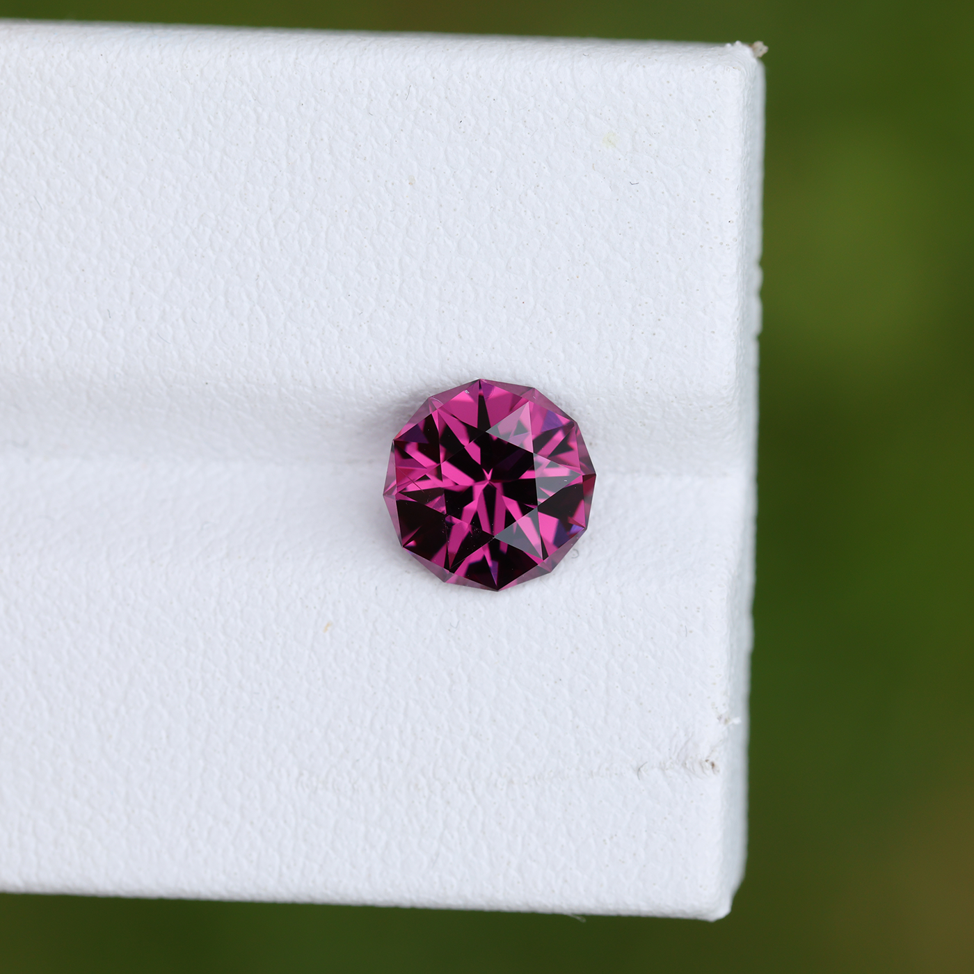 Rhodolith 2.08 ct