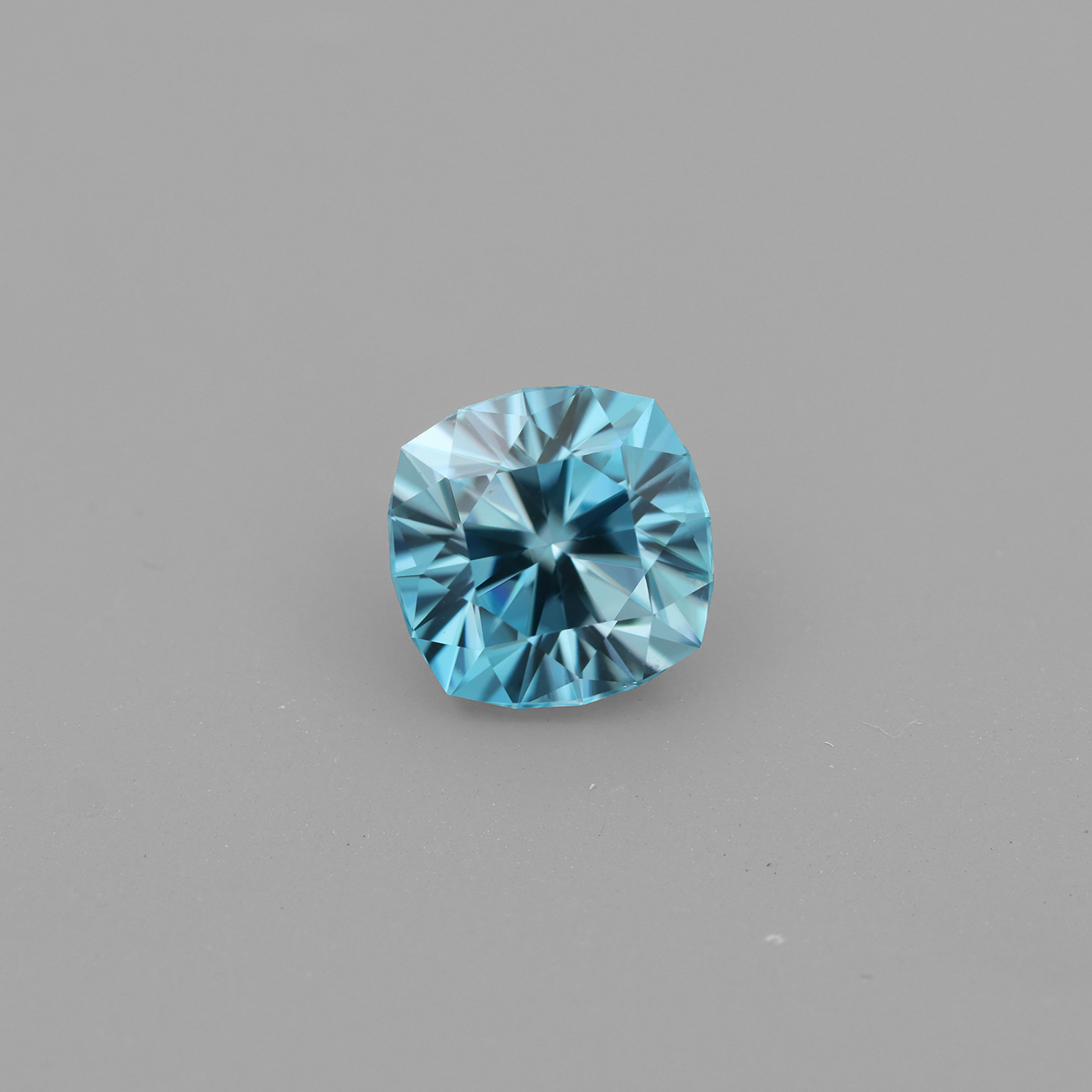 Zirkon 1.74 ct