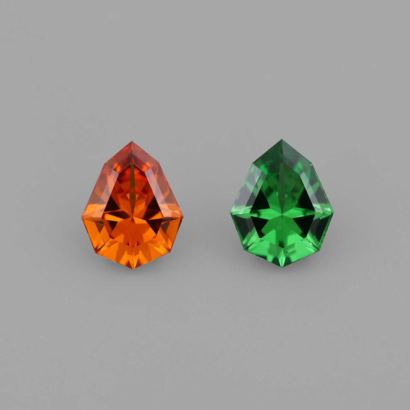Tsavorit & Spessartin Paar 2.03 ct