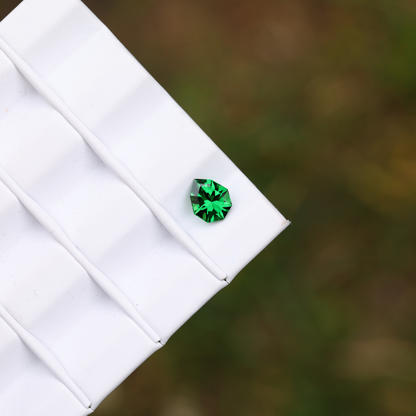 Tsavorite 1.33 ct