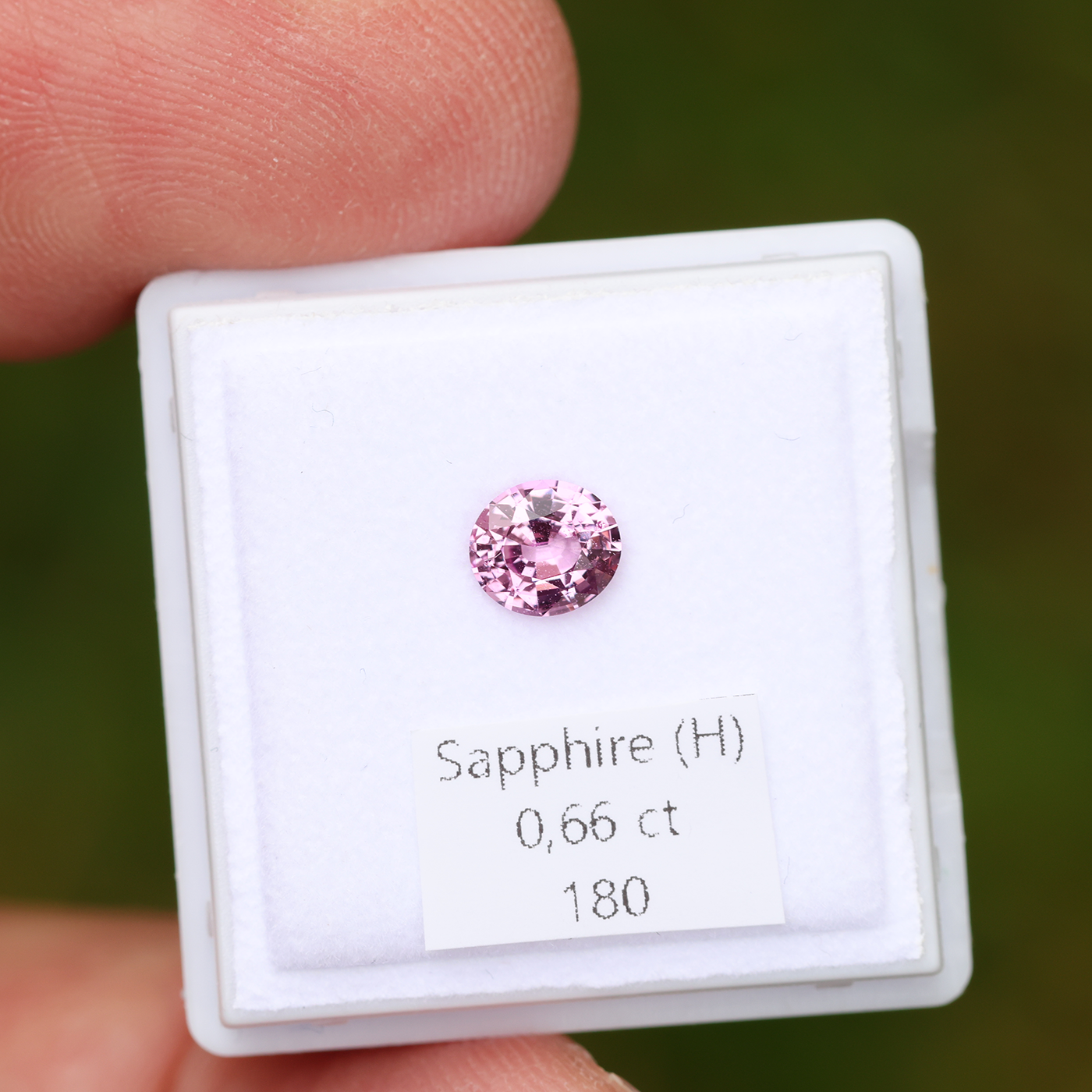 Sapphire 0.66 ct
