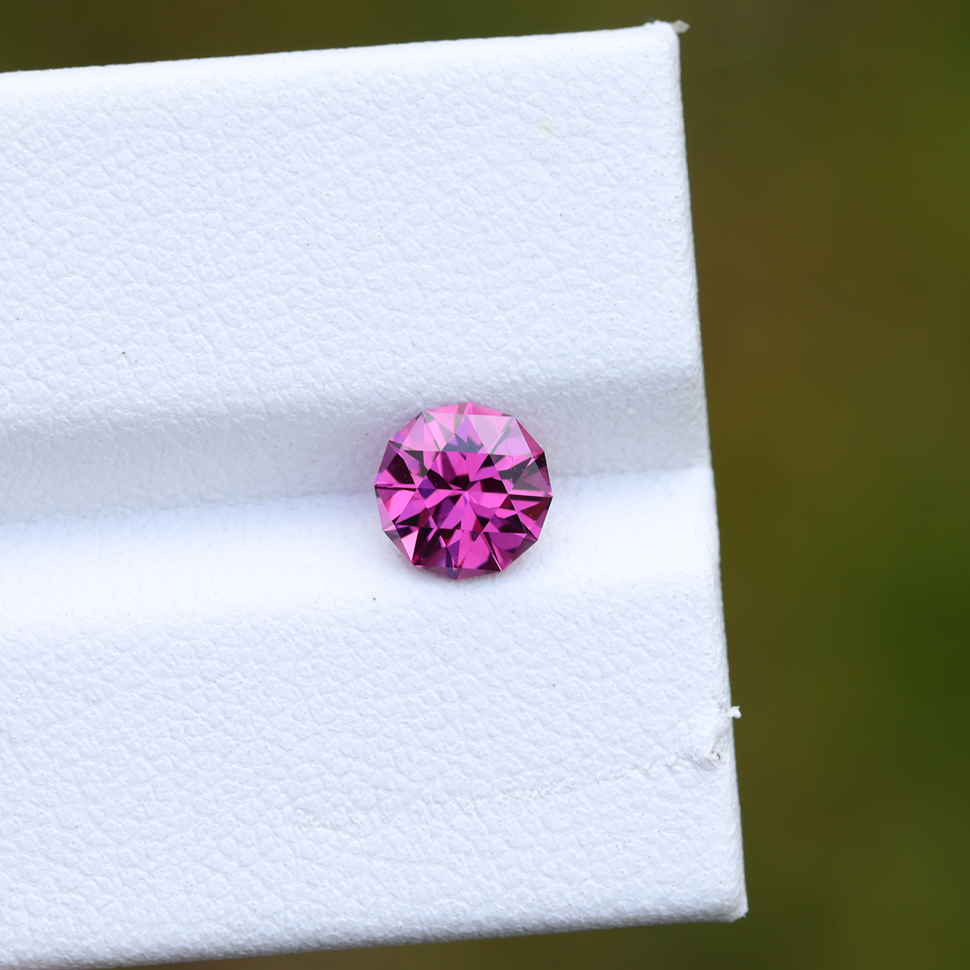 Rhodolith 1.18 ct