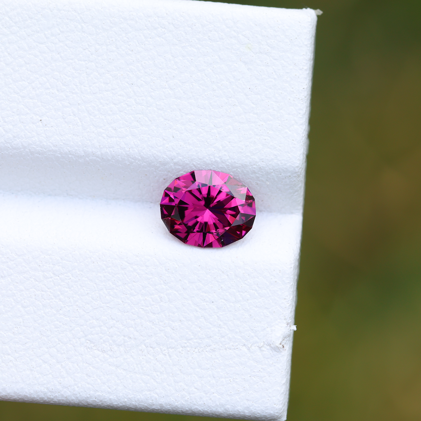 Rhodolite 1.22 ct