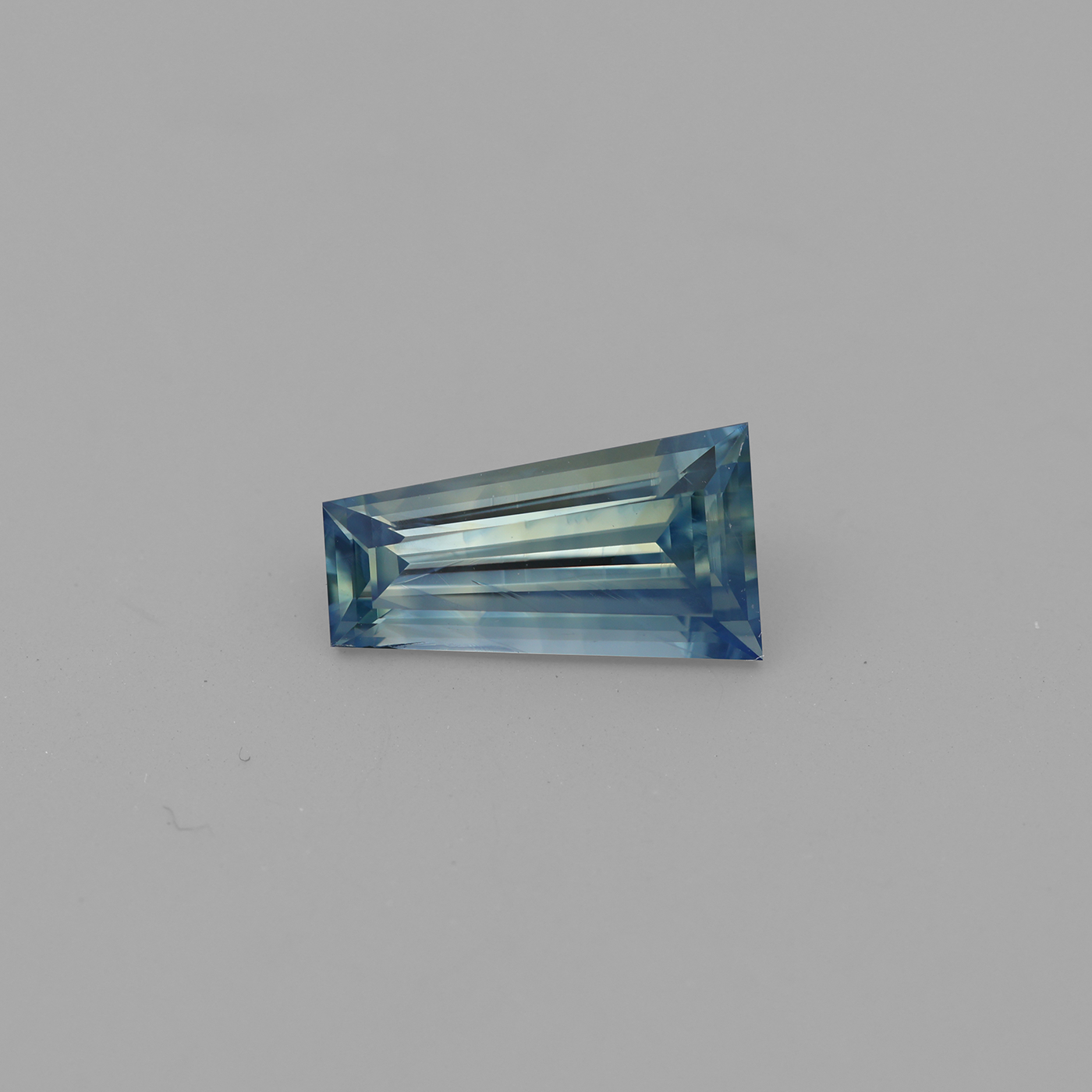 Sapphire 1.06 ct