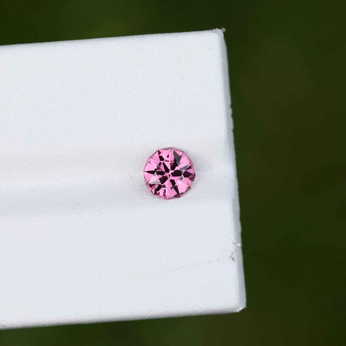 Pink Garnet 0.87 ct