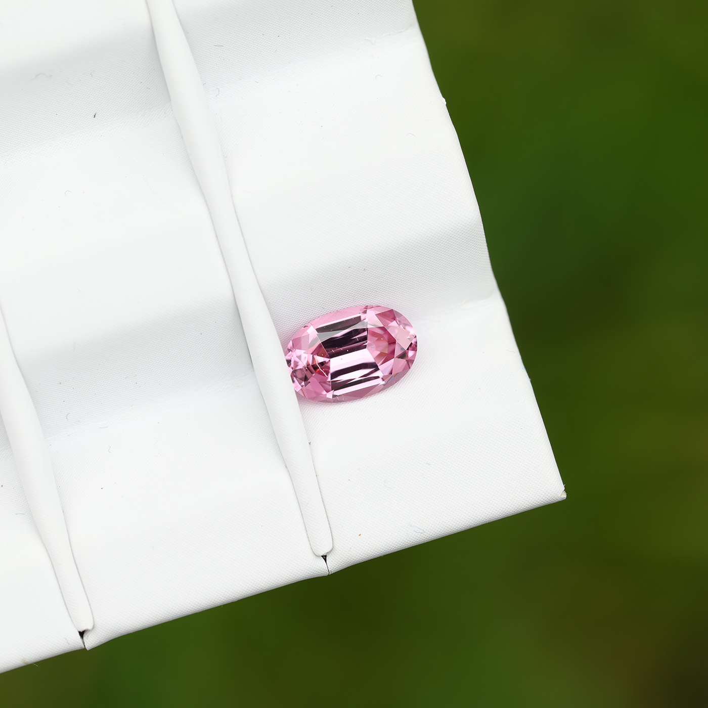 Spinel 1.04 ct