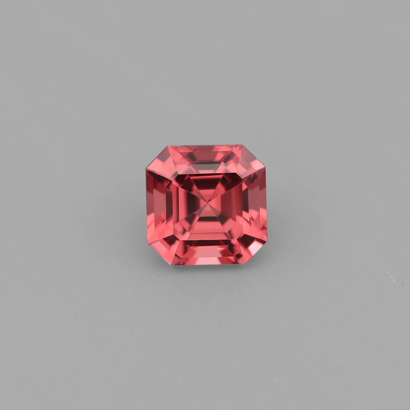 Spinel 0.40 ct