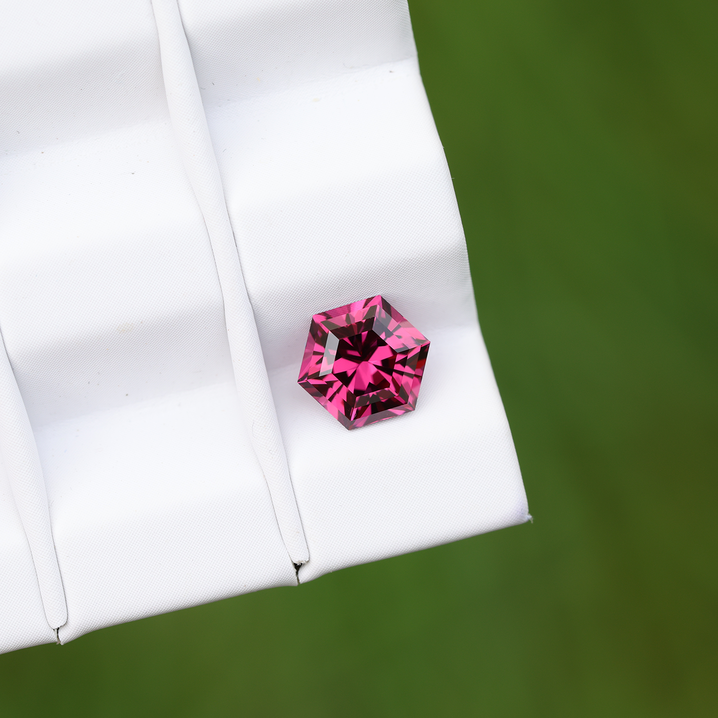 Rhodolite 1.88 ct