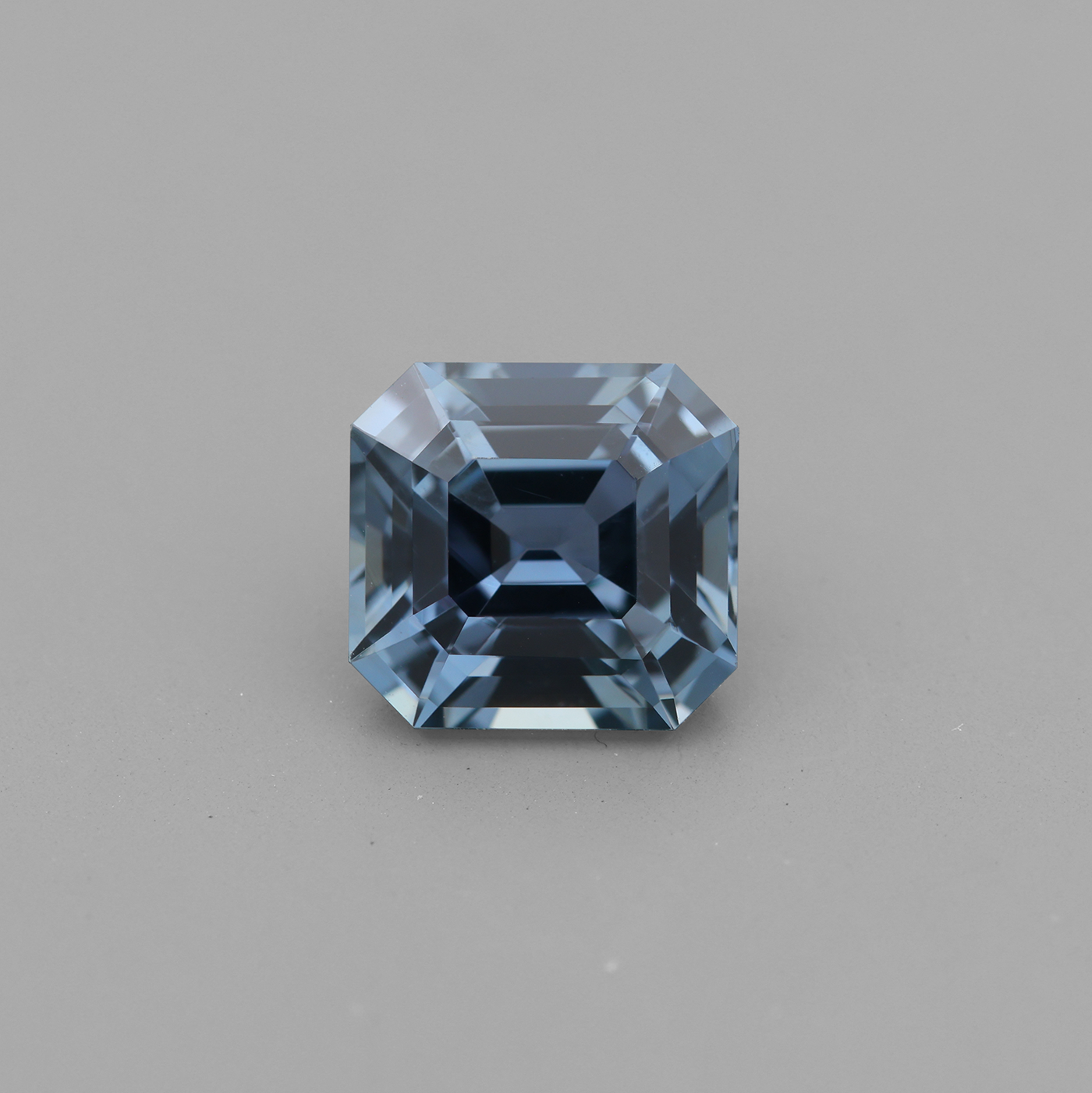 Sapphire 2.01 ct