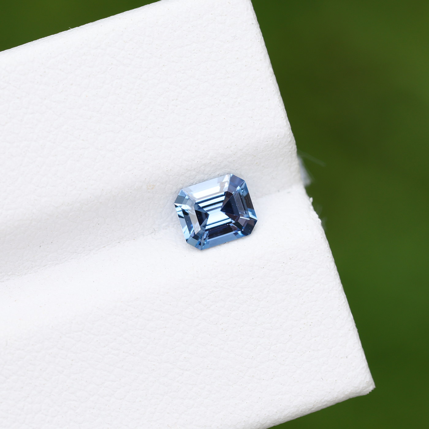 Sapphire 0.80 ct