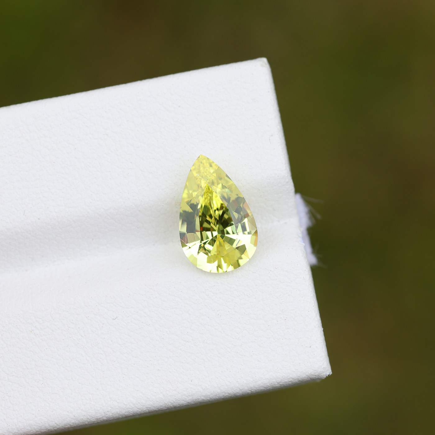 Sapphire 3.04 ct