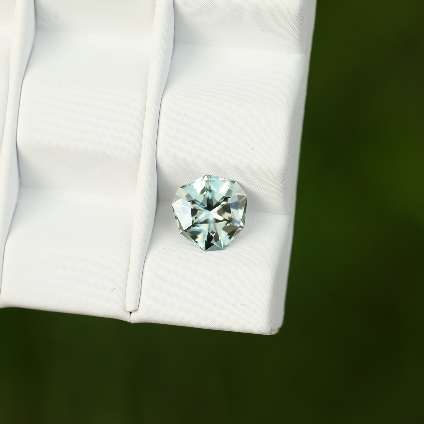 Zirkon 1.96 ct
