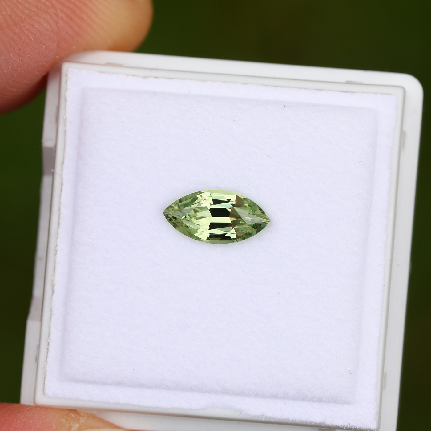 Sapphire 0.69 ct