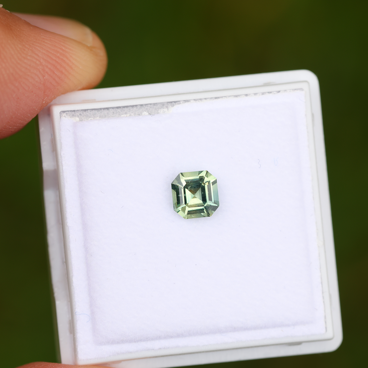 Sapphire 0.48 ct