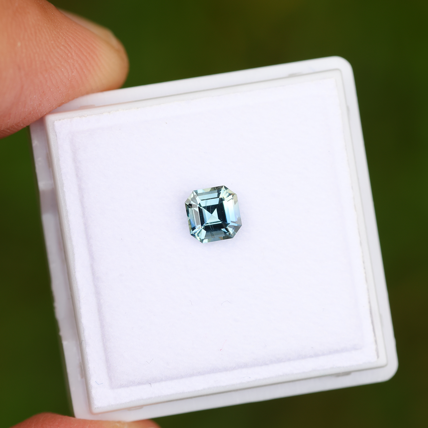 Sapphire 0.52 ct