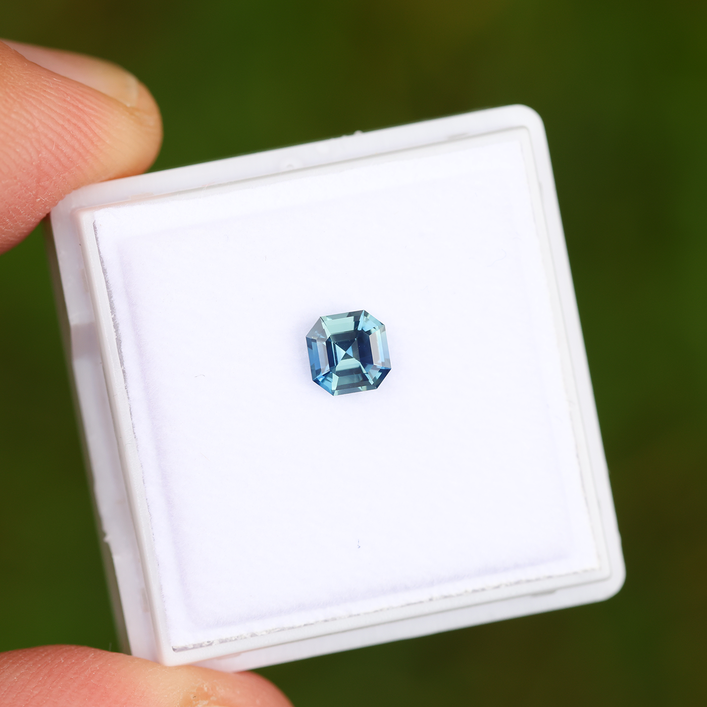 Sapphire 0.46 ct