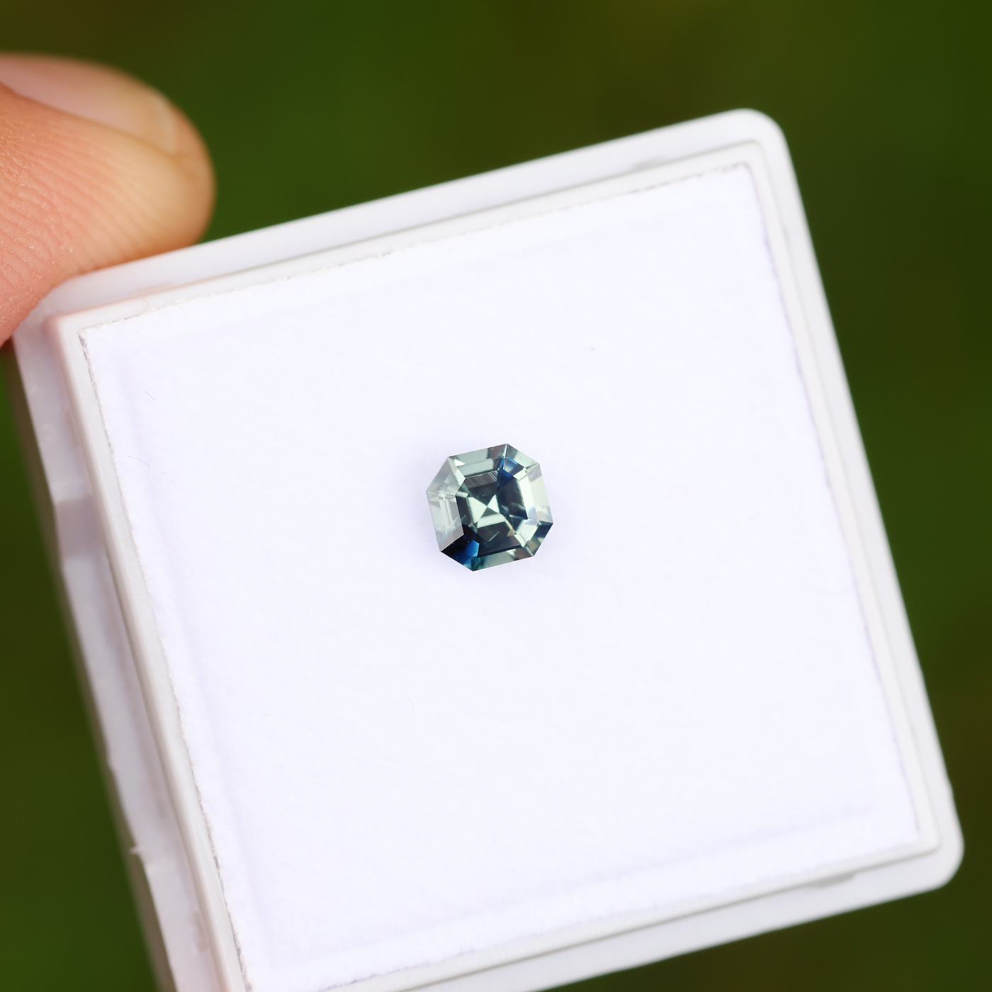 Sapphire 0.38 ct