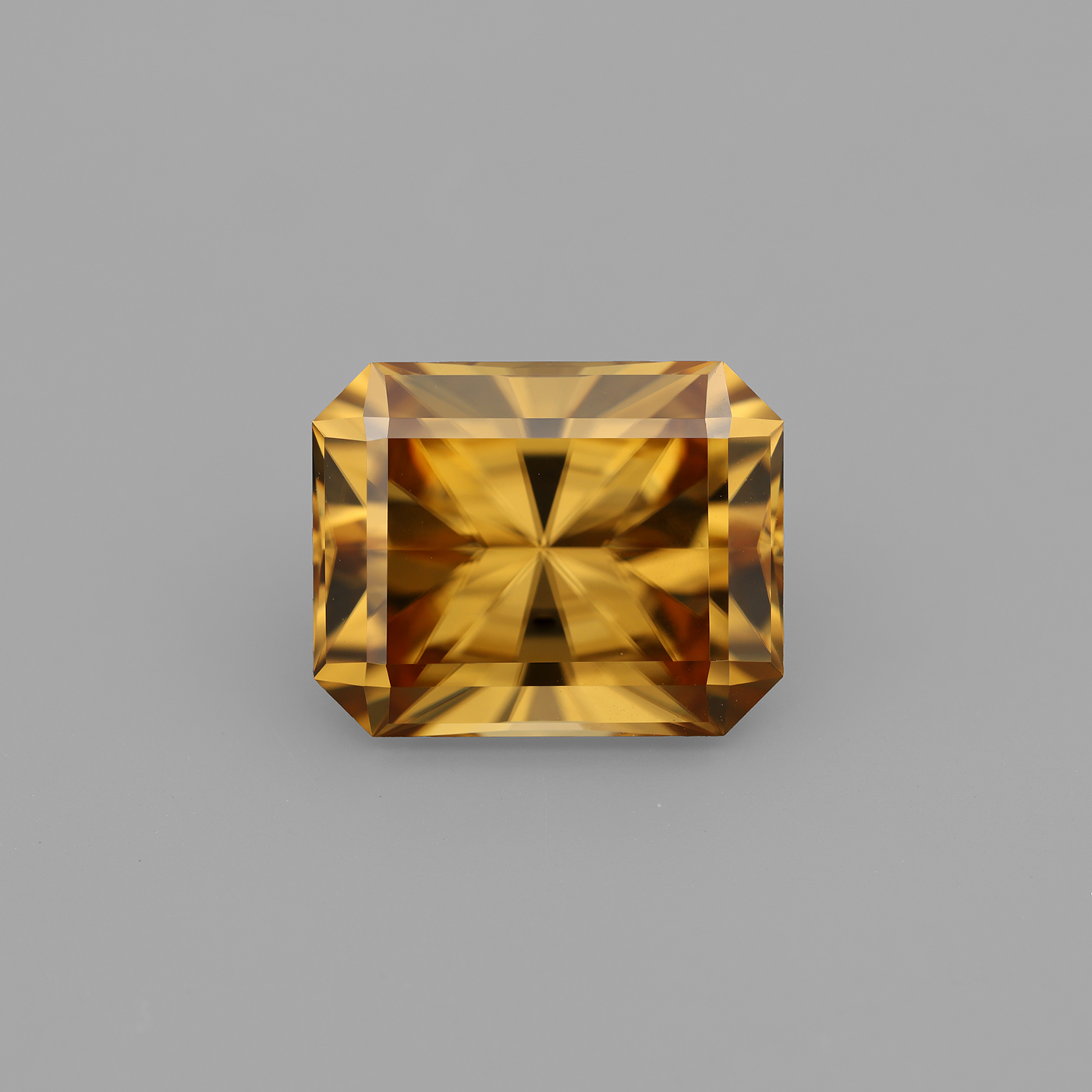 Zirkon 8.33 ct