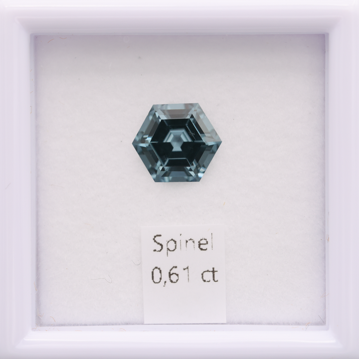 Spinel 0.61 ct