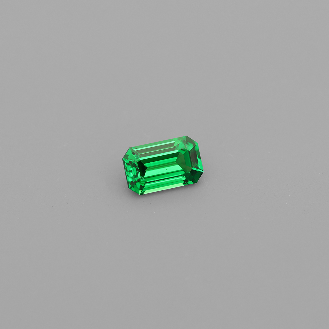 CJ2505 Studio