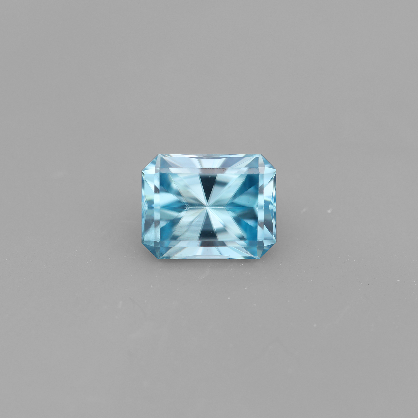 Zircon 0.89 ct