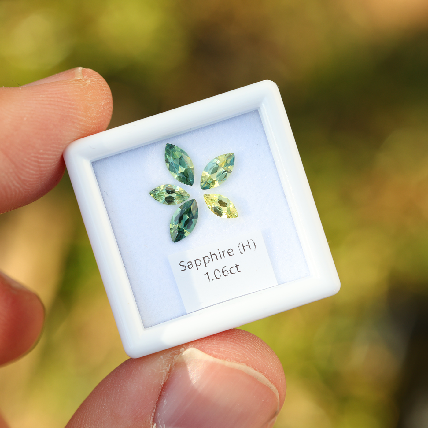 Sapphire Set 1.06 ct