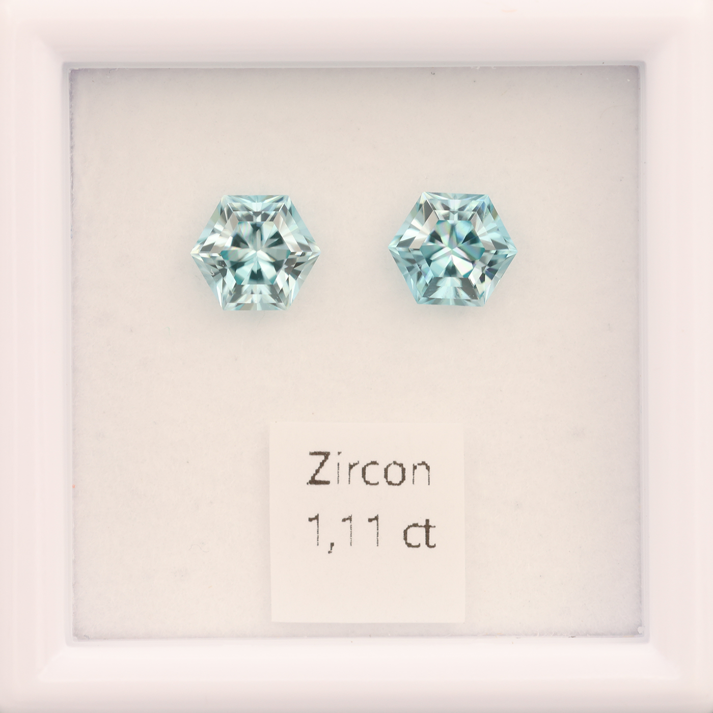 Zircon Pair 1.11 ct