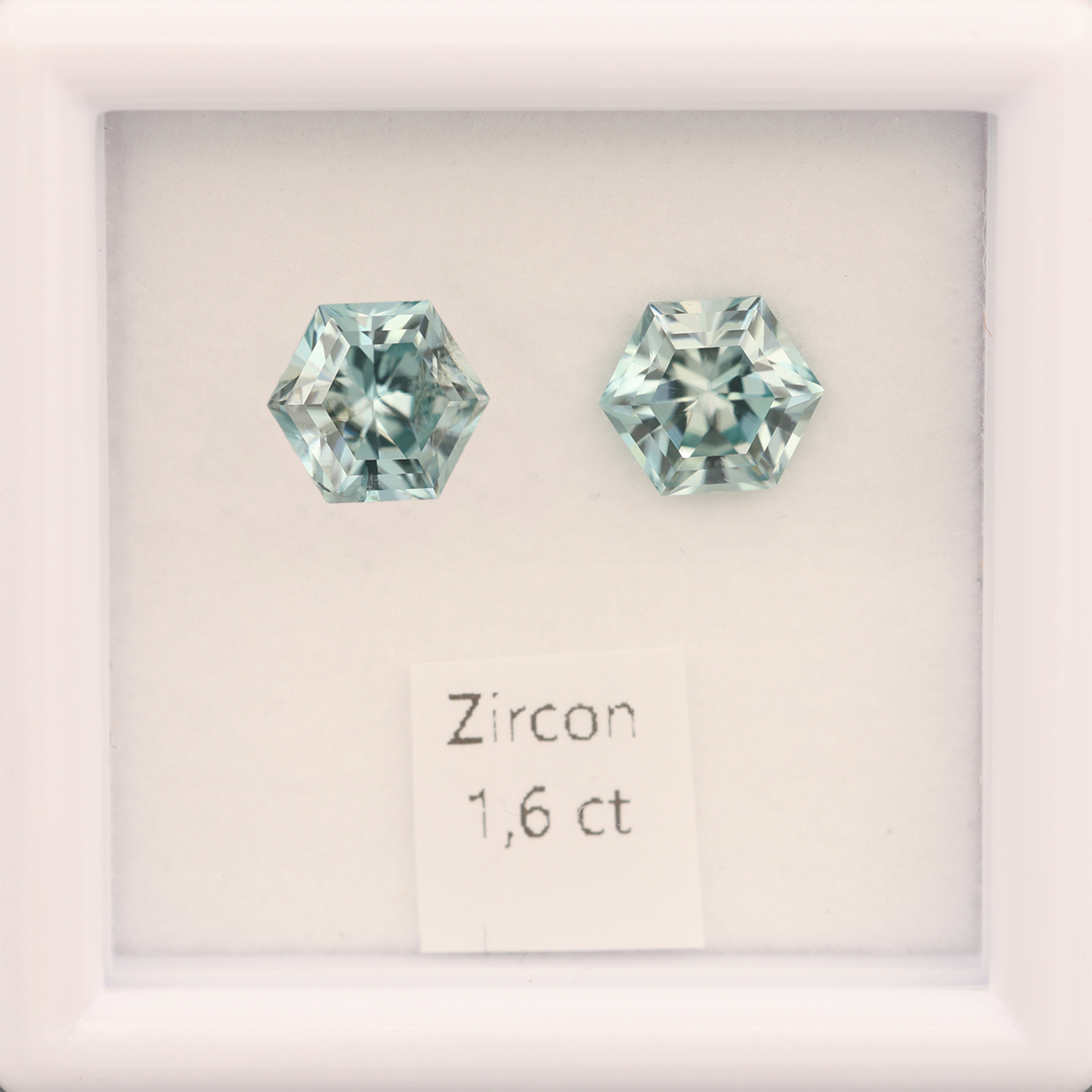 Zircon Pair 1.60 ct