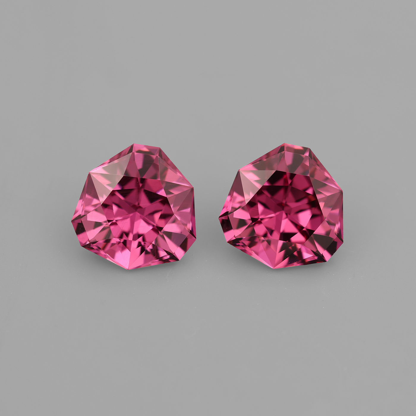 Tanga Garnet Pair 4.17 ct