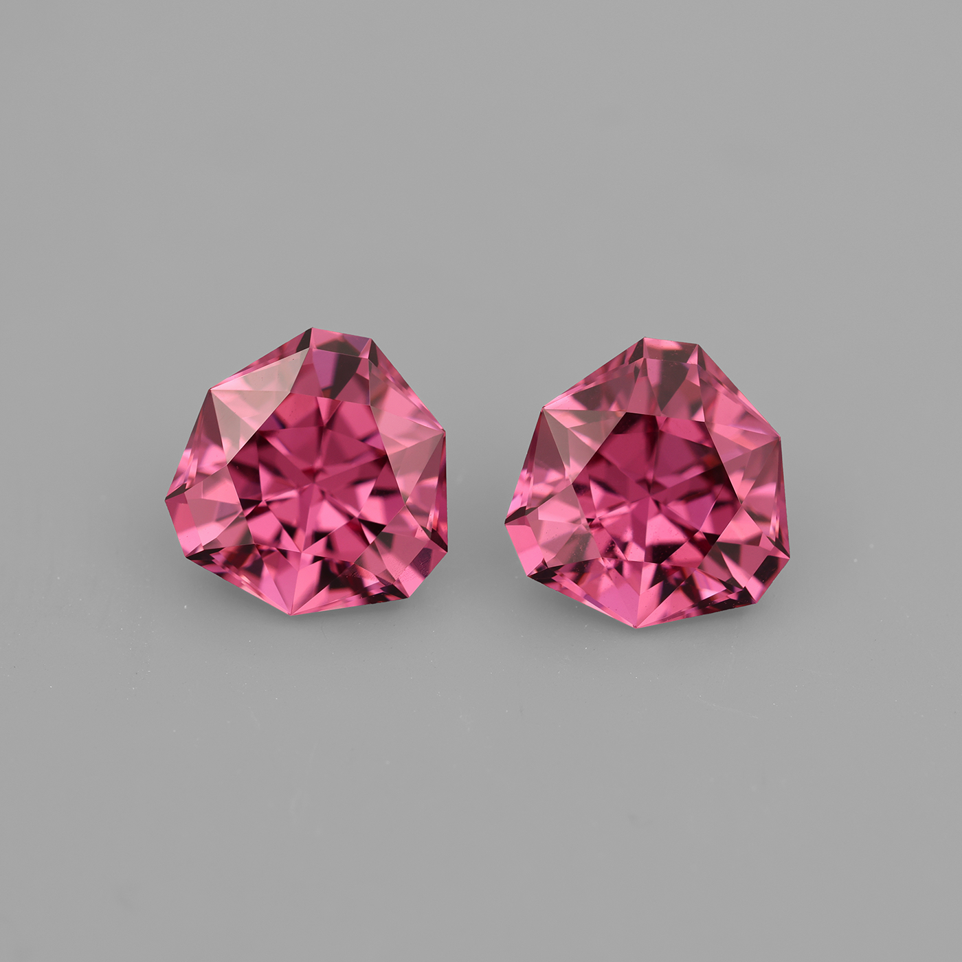 Tanga Garnet Pair 3.26 ct