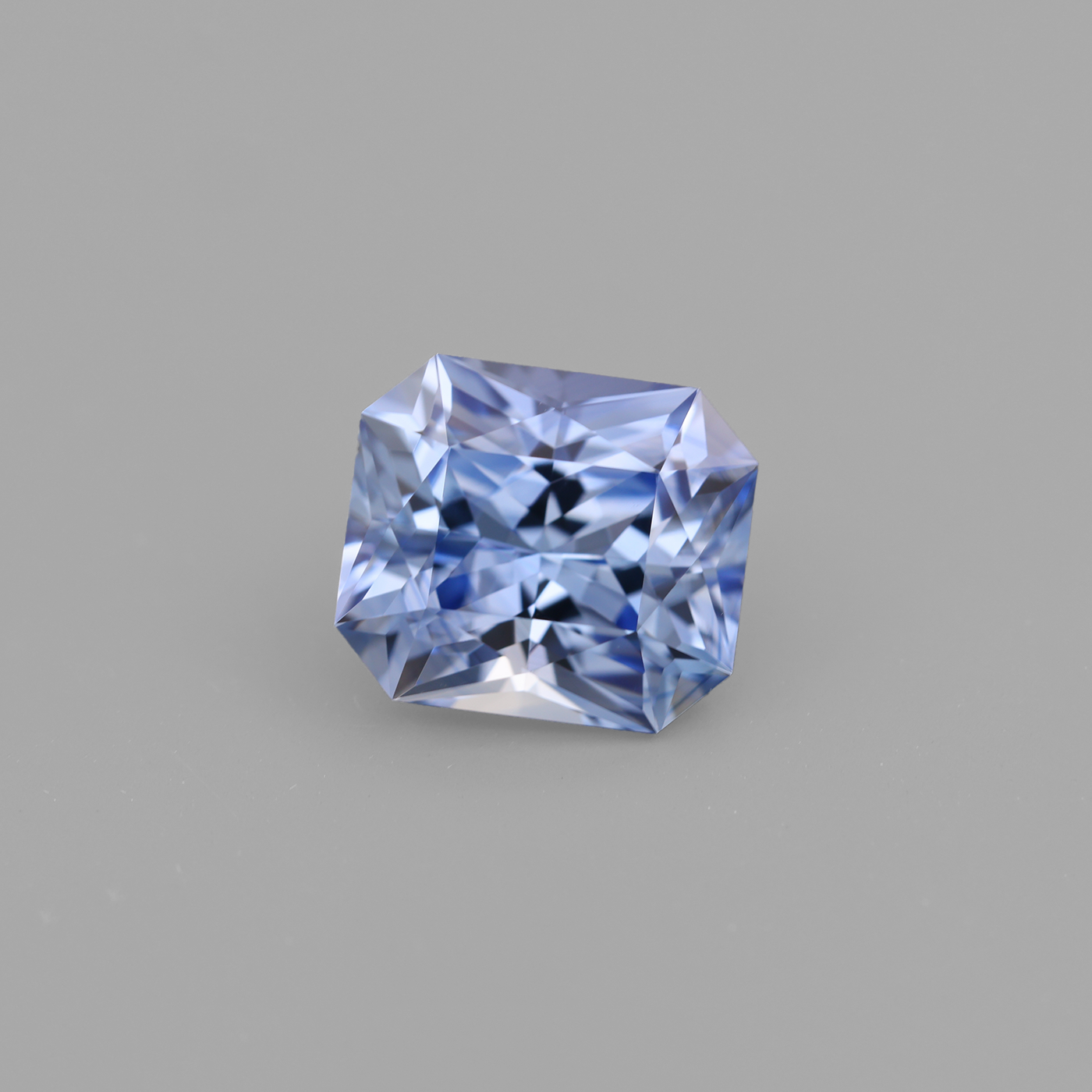 Sapphire 3.28 ct