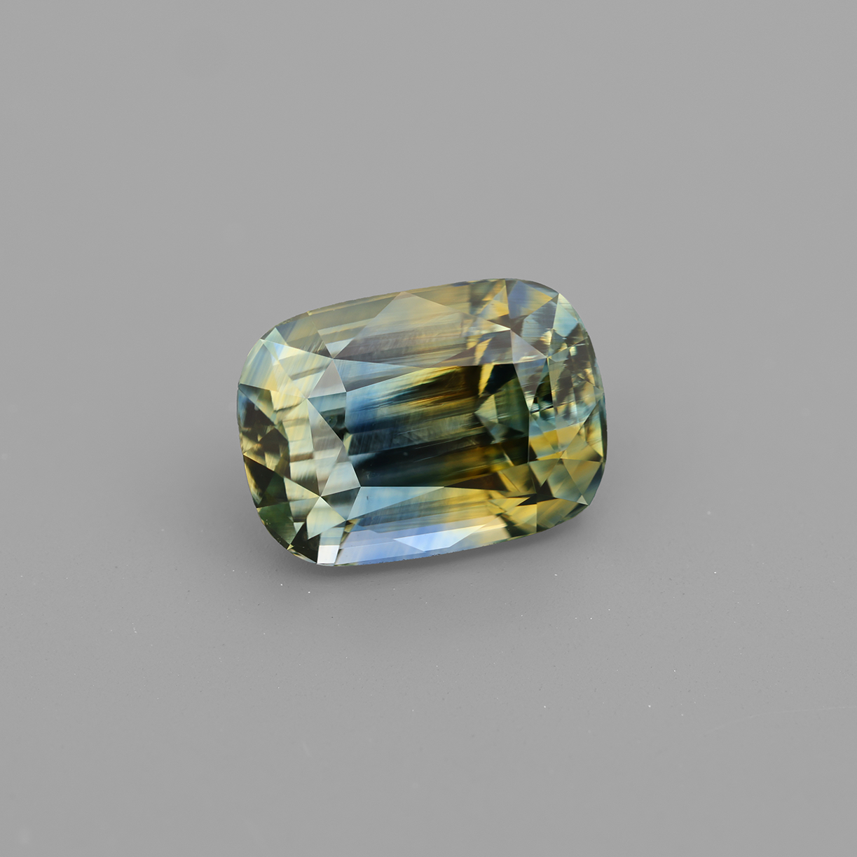 Sapphire 2.18 ct