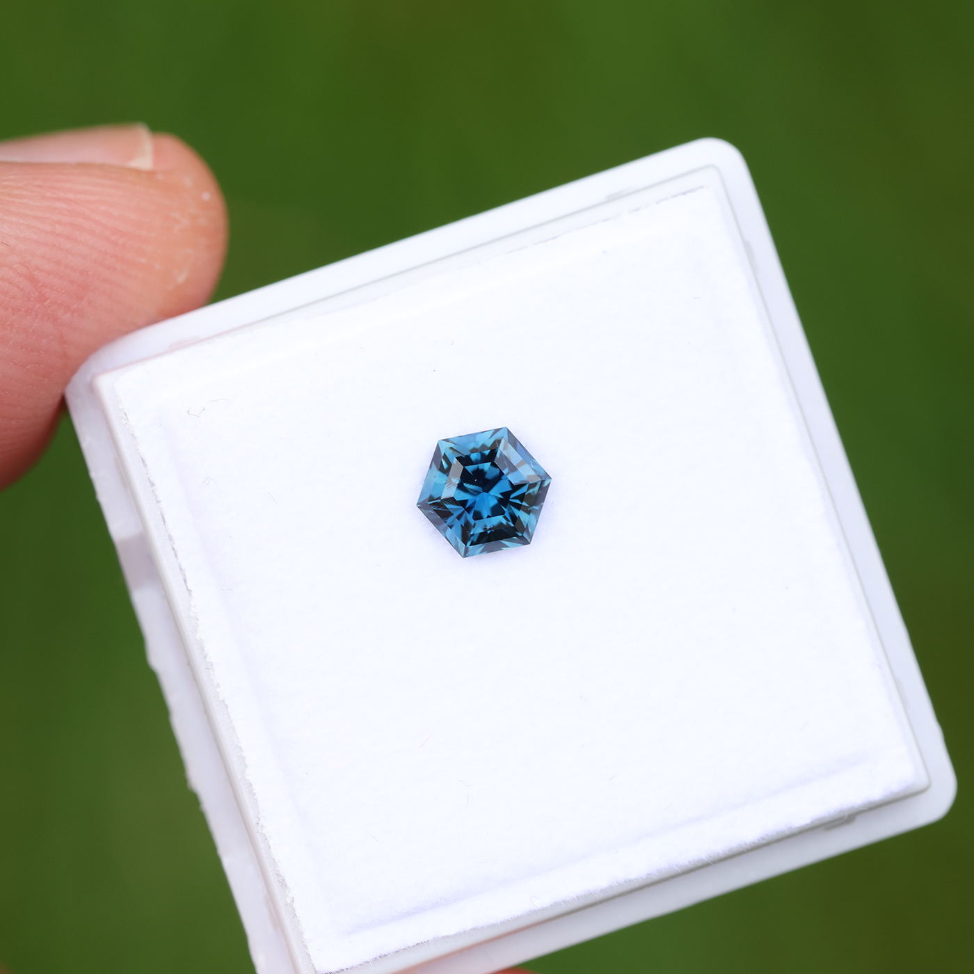 Sapphire 0.54 ct